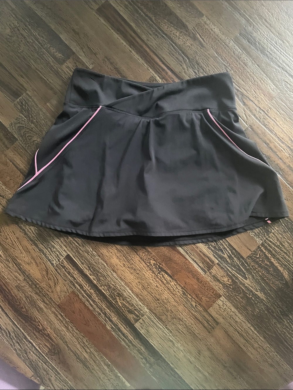 Women's Black Athletic Skirt with Pink Trim